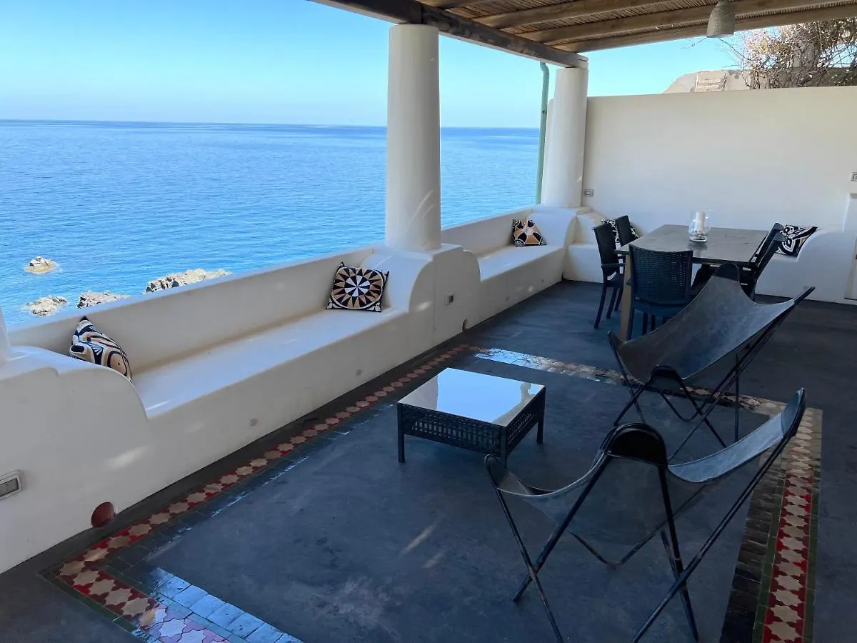 Villa Casa 34 Dicembre à Stromboli Hébergement de vacances